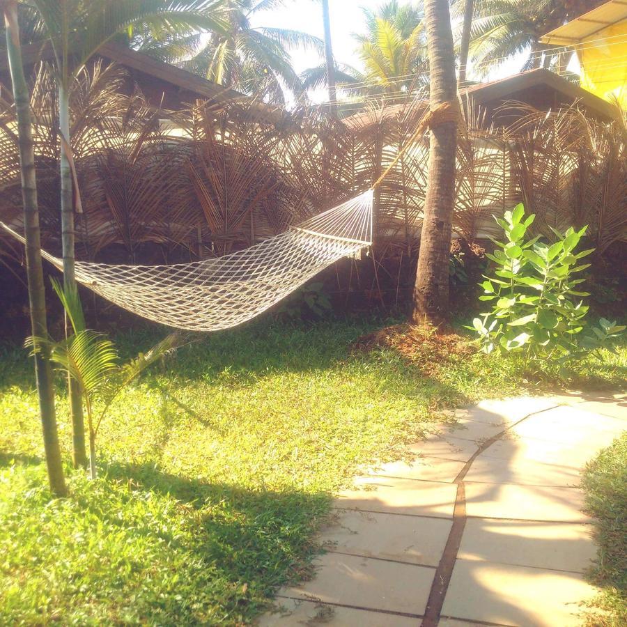 The Village Anjuna Bagian luar foto